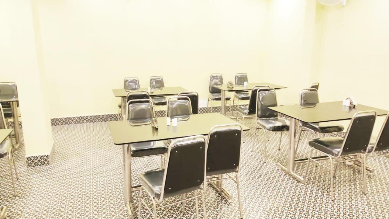 Shree Ganesh Hotel Puri Luaran gambar