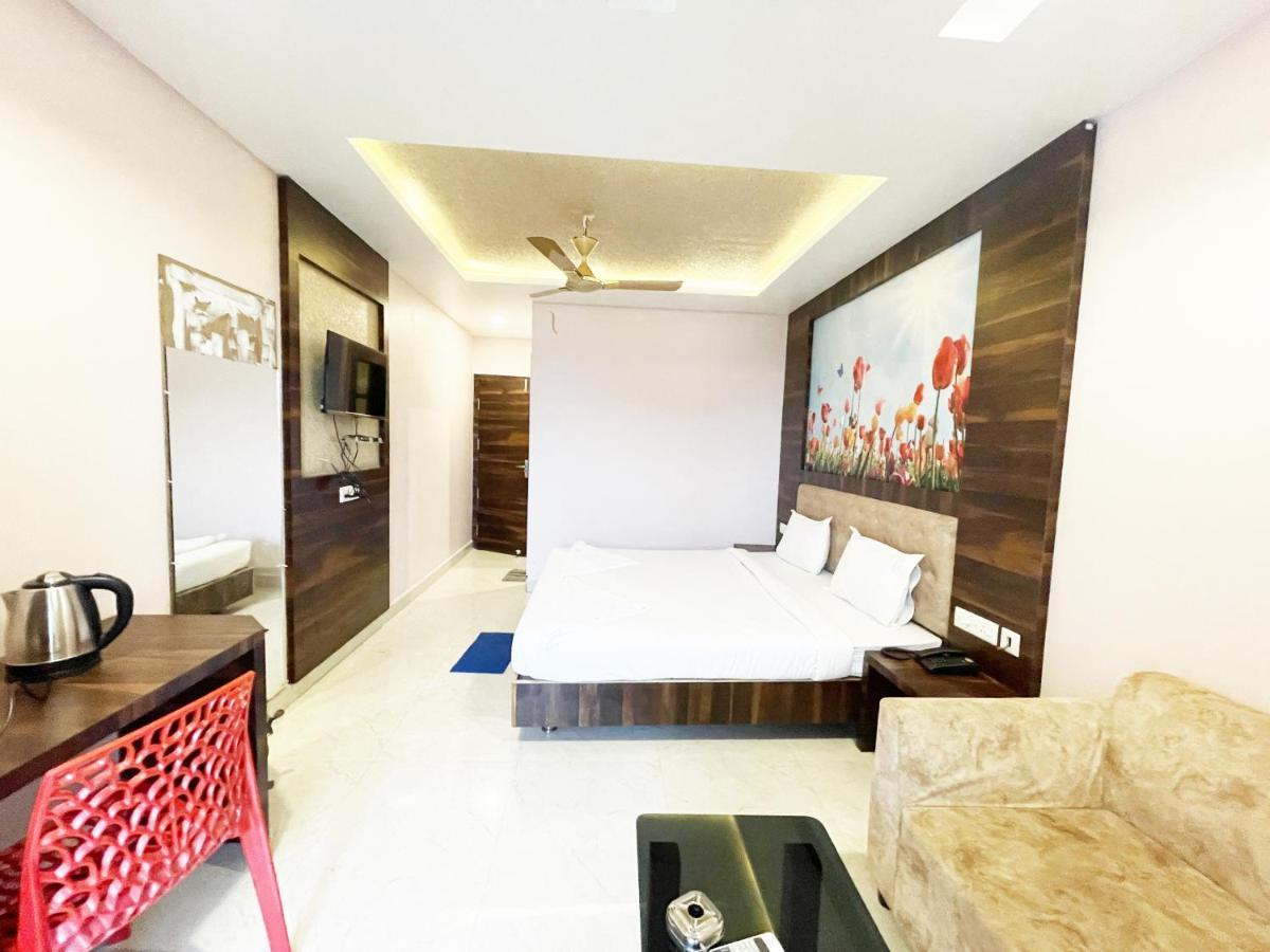 Shree Ganesh Hotel Puri Luaran gambar