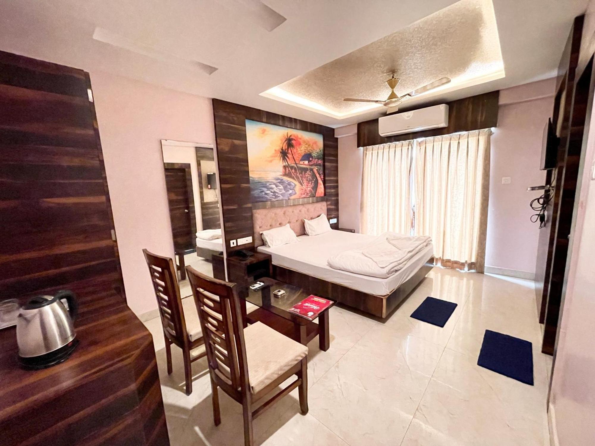Shree Ganesh Hotel Puri Luaran gambar